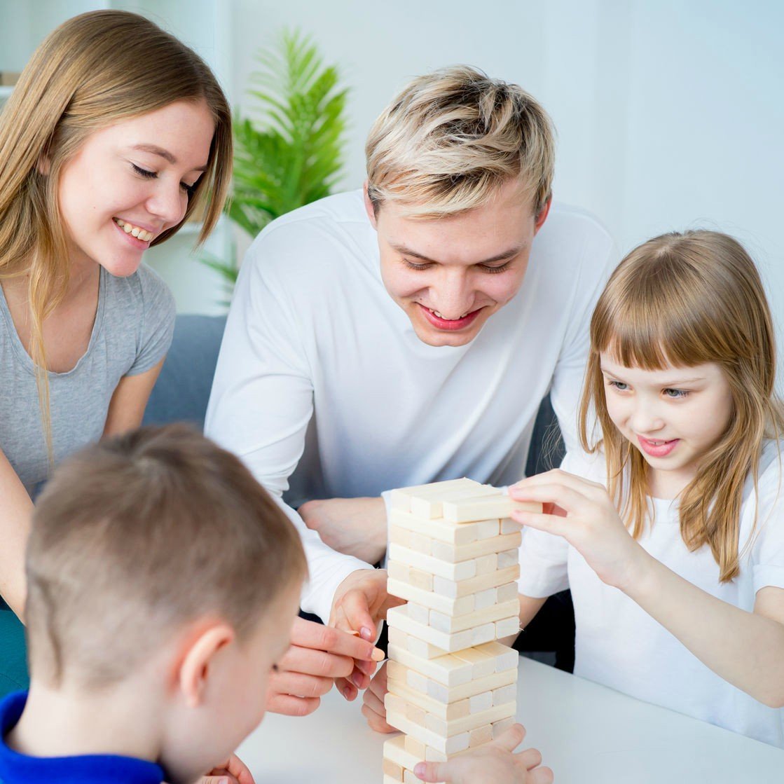 10 Games To Play With Your Kids During "Family Games Week"